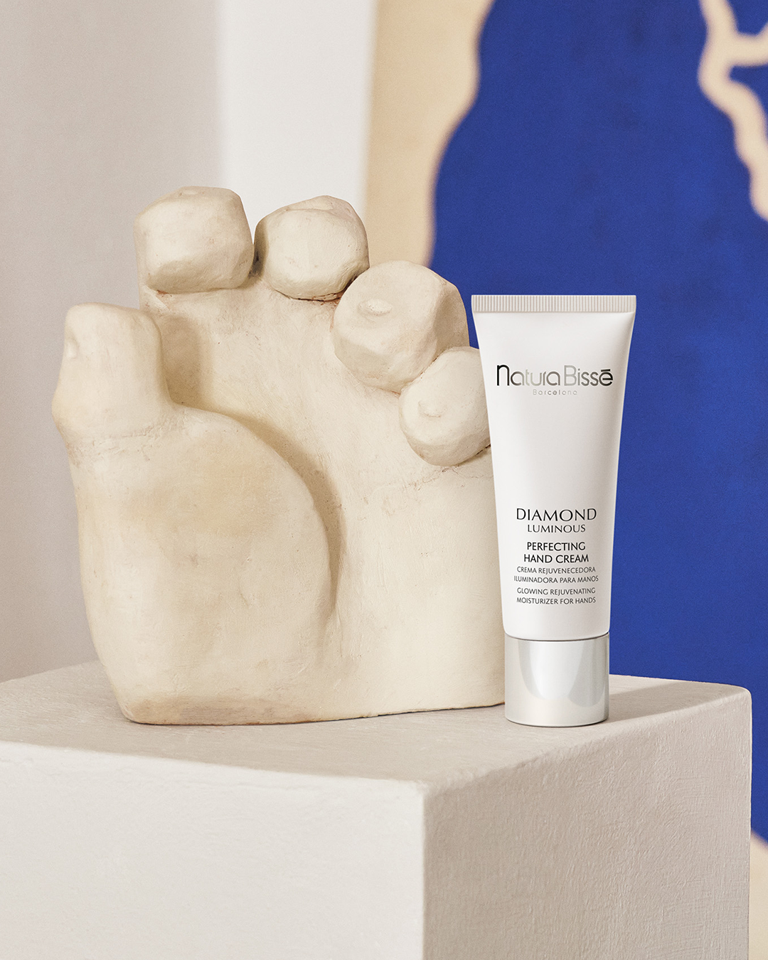 Natura Bissé - Diamond Luminous Perfecting Hand Cream